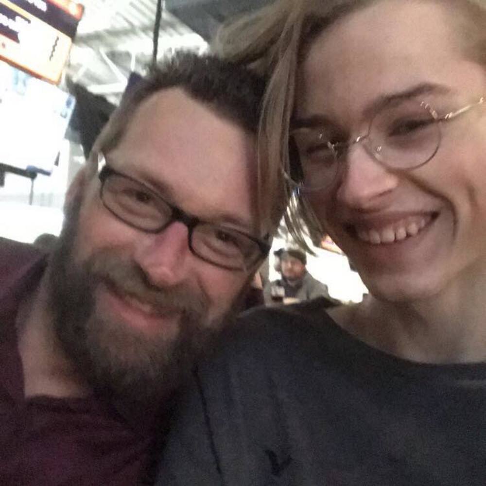 Meet your Posher, Pierce